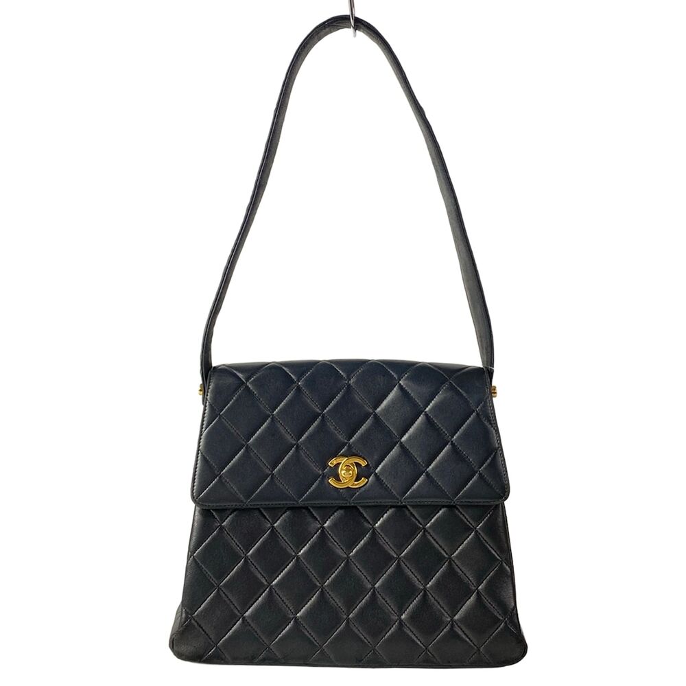Chanel Trapezoidal bag, matelass Shoulder Bag